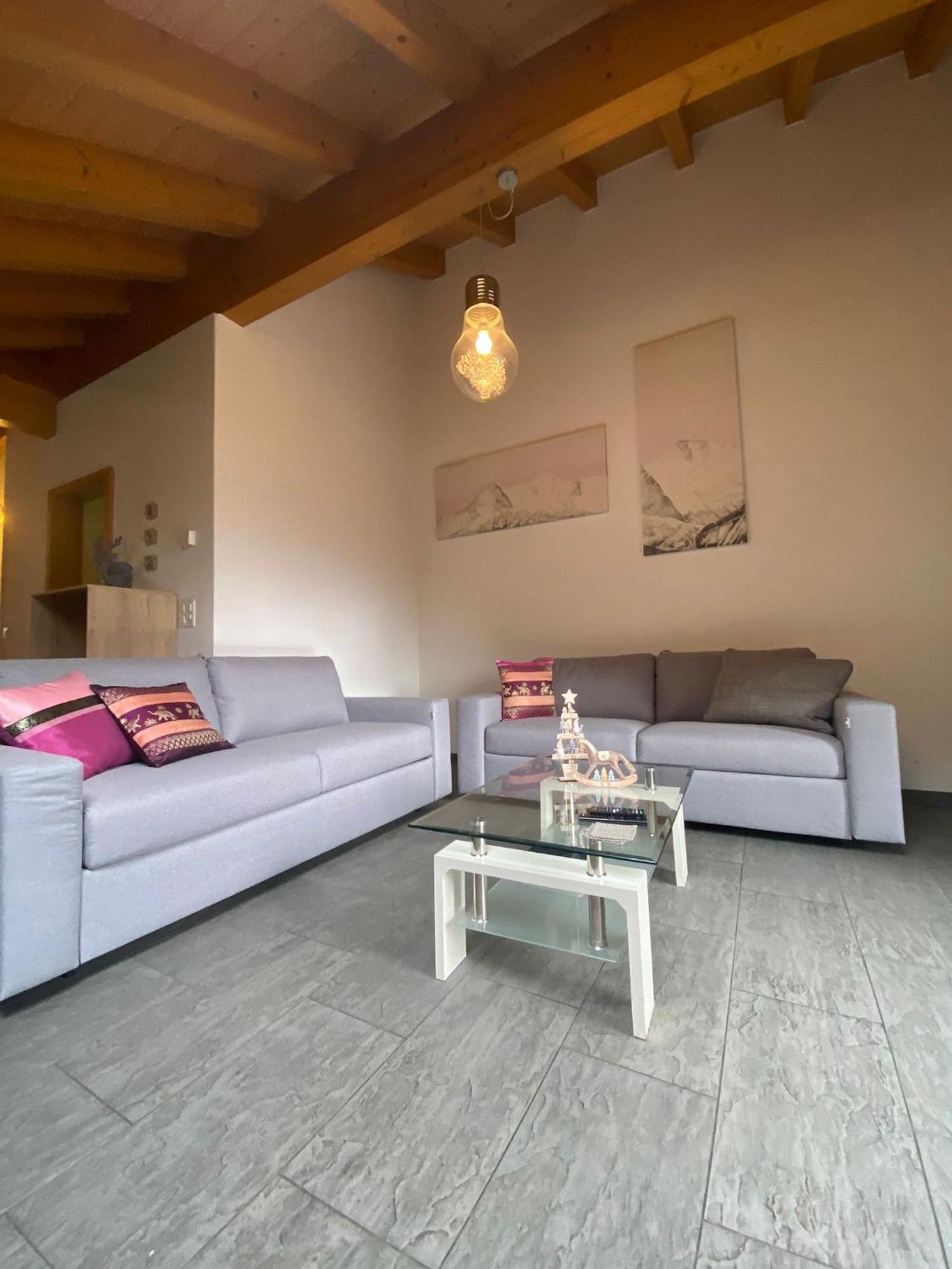 Apartamento Charming Penthouse Lauterbrunnen Exterior foto