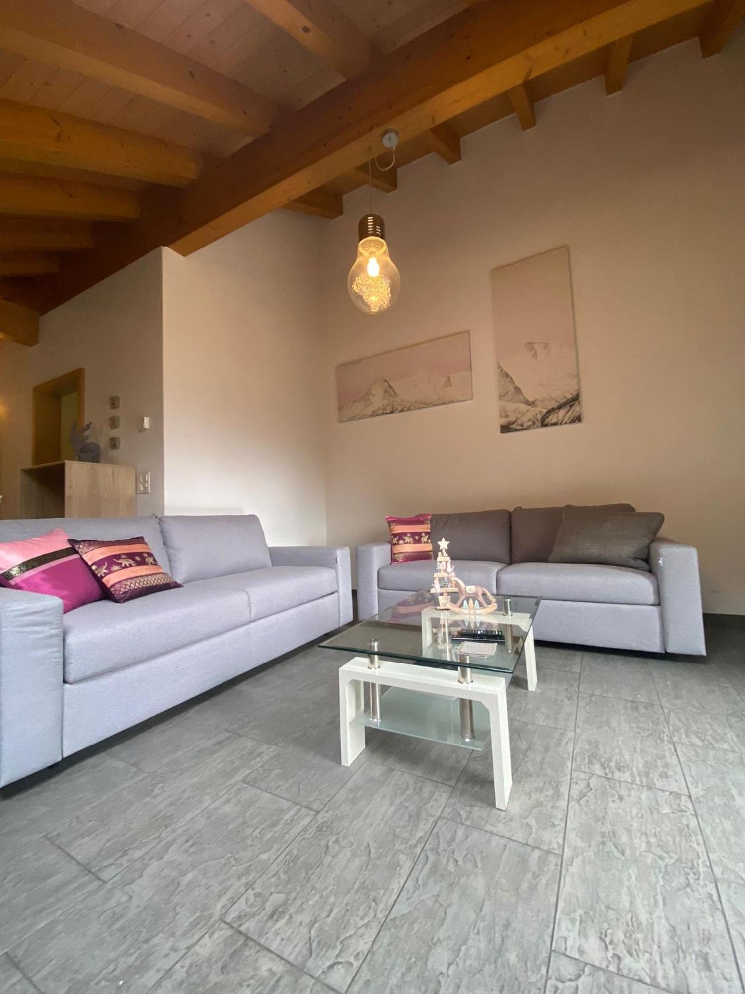 Apartamento Charming Penthouse Lauterbrunnen Exterior foto