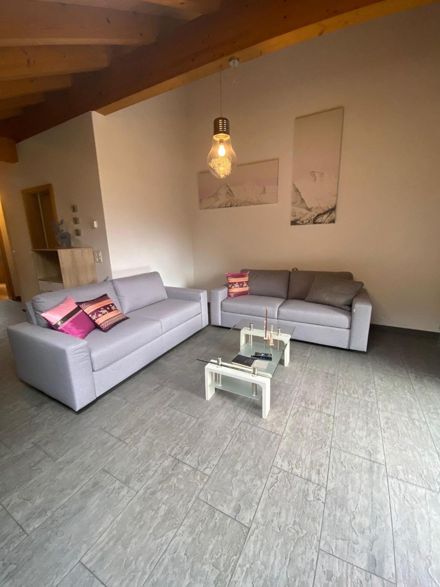 Apartamento Charming Penthouse Lauterbrunnen Exterior foto