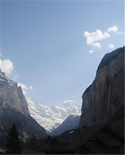 Apartamento Charming Penthouse Lauterbrunnen Exterior foto